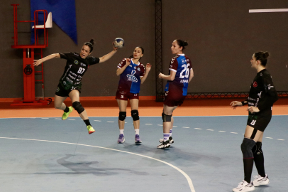 Hentbol Süper Lig’de Bursa rüzgarı: Ortahisar’ı devirdi!