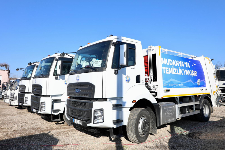 Mudanya’da temizlik filosuna güçlü takviye: 8 yeni araç hizmete alındı - Bursa Hayat Gazetesi-2