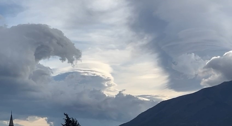 Bursa’da gökyüzü farklı bir görünüme büründü -Bursa Hayat-3