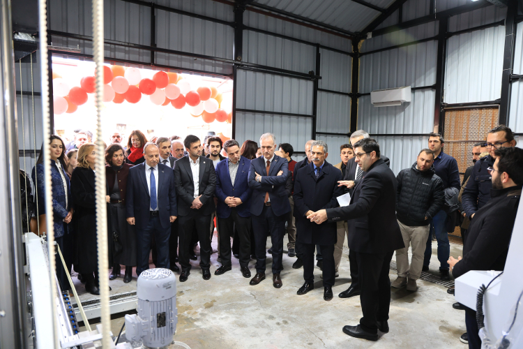 BUÜ’de laboratuvar, sanayi ile akademiyi buluşturuyor!-Bursa Hayat-3