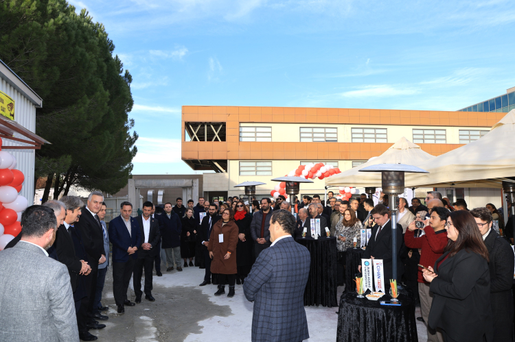 BUÜ’de laboratuvar, sanayi ile akademiyi buluşturuyor!-Bursa Hayat-2