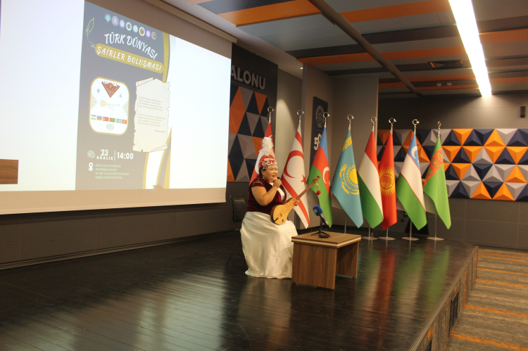 BUÜ’de şiir ve müzik şöleni: Türk Dünyası Kültürü bir araya geldi!-Bursa Hayat-4