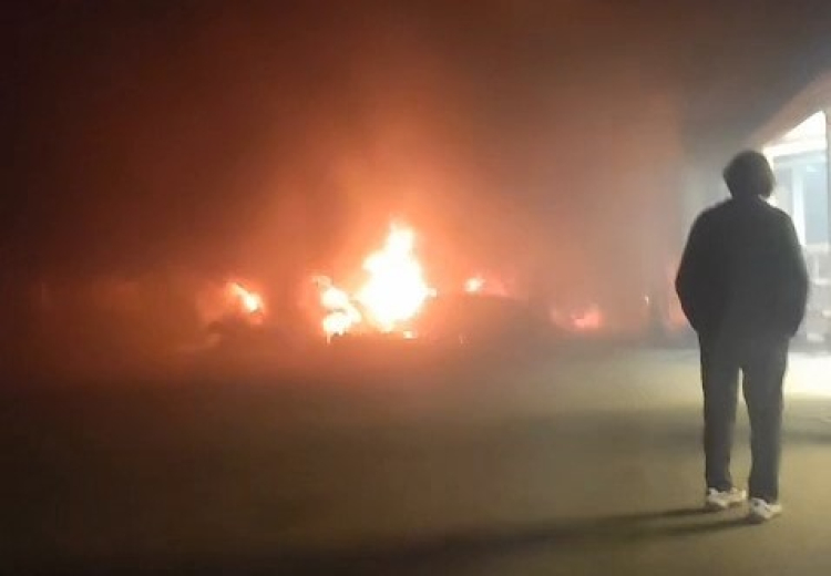 Bursa Mudanya’da korkutan yangın! Kısa sürede durakları sardı -Bursa Hayat-4