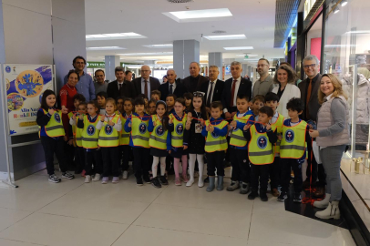 Bursa’da çocuk gözüyle sanat: “Alin Naz’ın Renkli Dünyası”