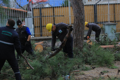 Osmangazi’de lodos ve sağanağa hızlı müdahale