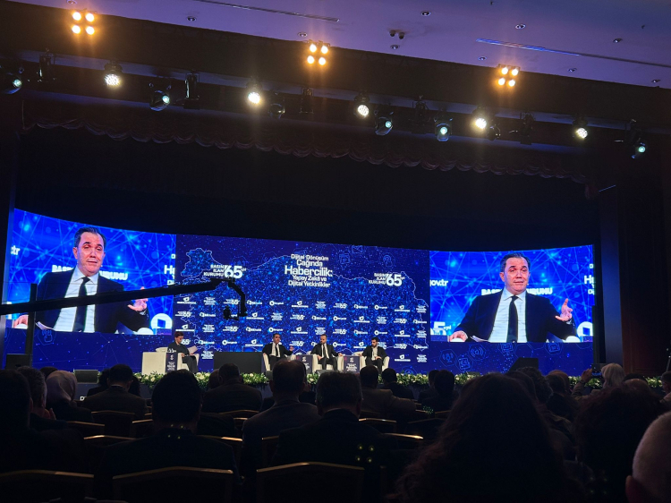 Haberciliğin 65 yıllık tecrübesi yapay zeka ile buluştu! İstanbul’da kritik zirve -Bursa Hayat-3