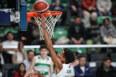 Bursaspor Basketbol'dan evinde kritik galibiyet!