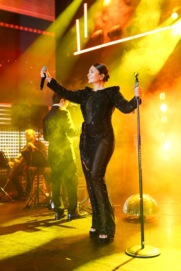 Unutulmaz bir konser gecesi: Sibel Can’dan görkemli performans!-Bursa Hayat-3