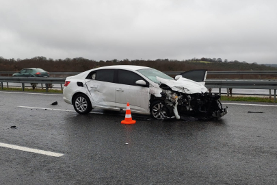İstanbul-İzmir Otoyolu’nda 12 araç karıştı: Can kaybı ve yaralılar var!