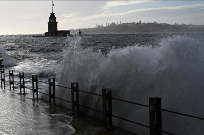 İstanbul Valiliği duyurdu: Okullar 1 gün tatil oldu!