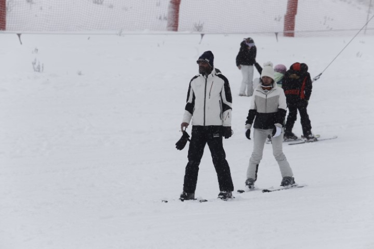 Uludağ’da kar kalınlığı 76 santimetreye yükseldi!-Bursa Hayat Gazetesi-3