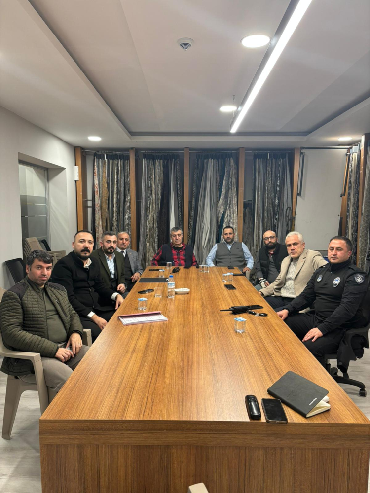 Bursa’da “cam dahi açamıyoruz” diyen mahallelinin fabrika tepkisi-Bursa Hayat-3