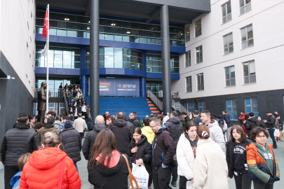 Arena bursluluk sınavı yoğun katılımla gerçekleşti