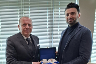 Bursaspor Vakfı’na dev destek: Özer Matlı heyete katıldı