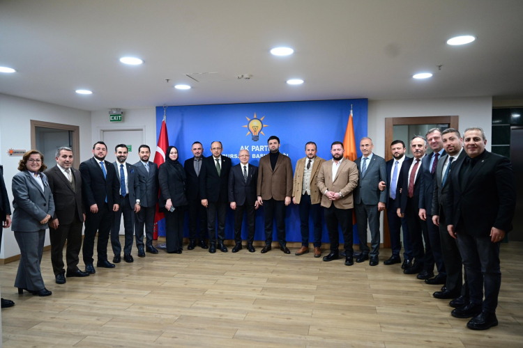 AK Parti İl Başkanlığı’nda Bursaspor buluşması - Bursa Hayat Gazetesi-5