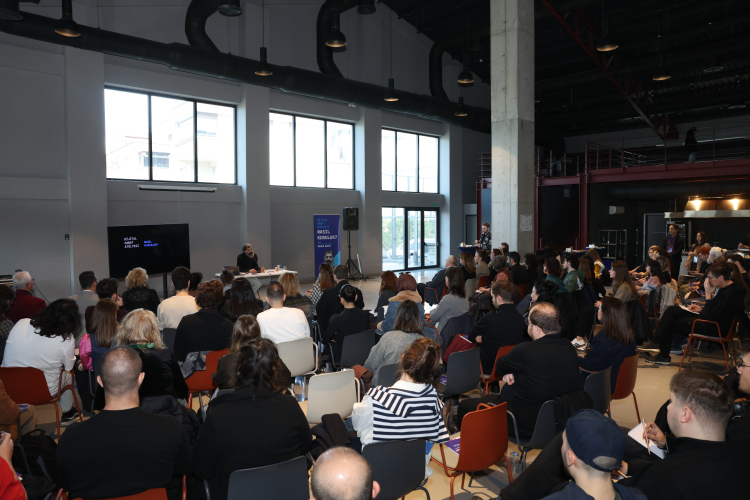 Nilüfer’de “Dijital Sanat Atölyesi Nasıl Kurulur?” söyleşisine büyük ilgi - Bursa Hayat Gazetesi-4