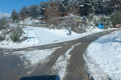 Bursa’da buzlanmaya karşı önlem: Osmangazi ekipleri sahada!