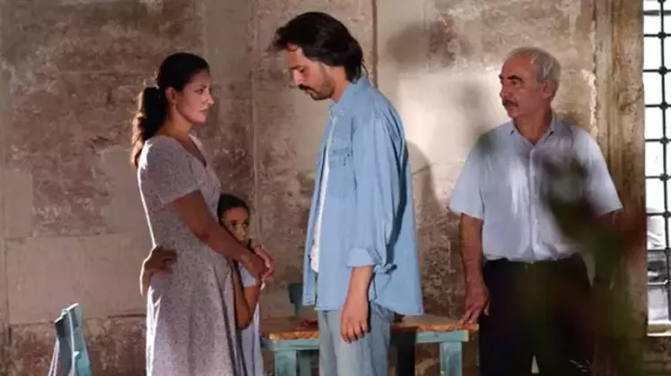 Bavullar, hayaller ve kayıplar: Meltem Cumbul ilk kez anlattı!-Bursa Hayat-5