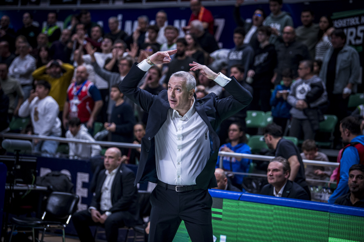 TOFAŞ, nefes kesen maçta Cholet’i geçti, son 16’ya yükseldi!-Bursa Hayat-3