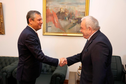 Bursa’da yatırımlar hız kesmiyor: Özgür Özel’den tam destek!