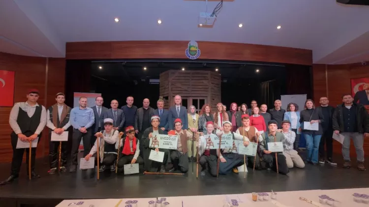 Bursa İnegöl’de liseliler meddahlıkta yarıştı - Bursa Hayat Gazetesi-4