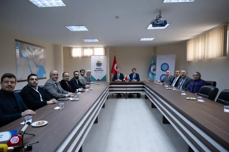 İnegöl'de imzalar atıldı Modern üniversite dönemi başlıyor - Bursa Hayat Gazetesi-3