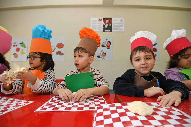 Osmangazi kreşlerinde minik eller fırıncılığı yakından tanıdı - Bursa Hayat Gazetesi-4