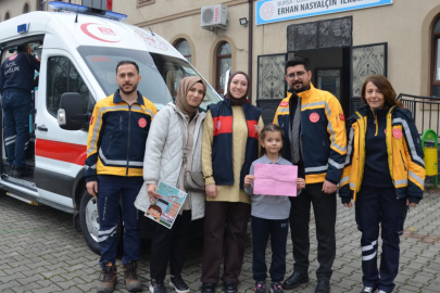 Bursa'da 112 ekiplerinden minik Yağmur’a unutulmaz ziyaret