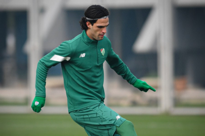 Bursaspor, KCT 1461 Trabzon FK deplasmanı için tempoyu artırdı