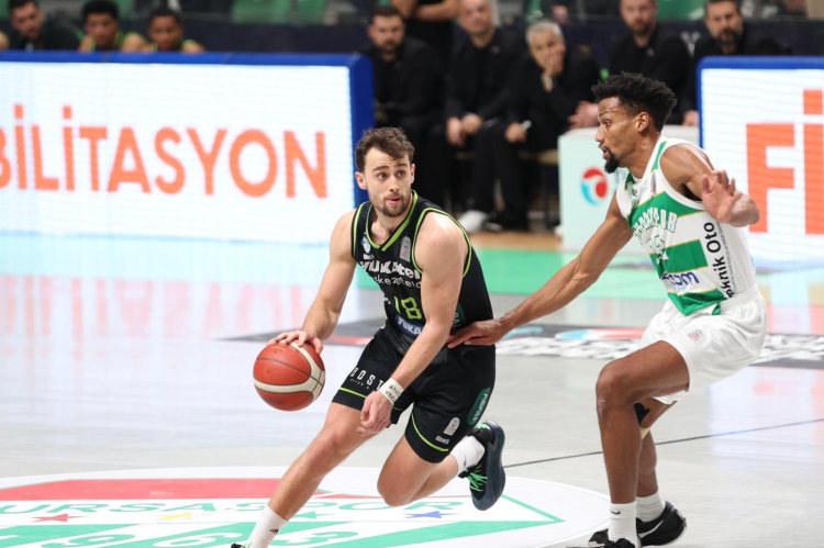 Bursaspor taraftarını üzen maç: 107-103’lük uzatma kaybı!-Bursa Hayat-3