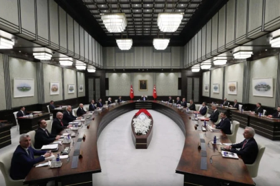 Cumhurbaşkanlığı Kabinesi toplanıyor: Terörsüz Türkiye ve Gazze planı masada!
