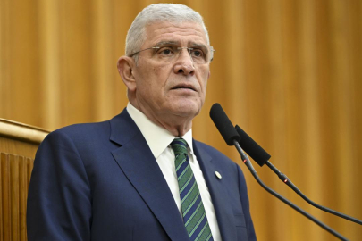 İYİ Parti’de görev devamı! Dervişoğlu yeniden genel başkan