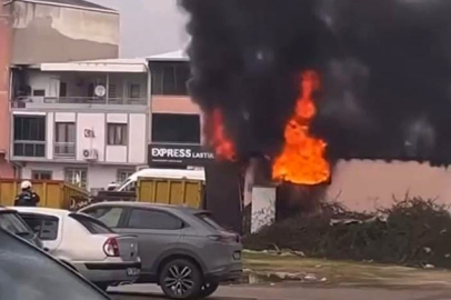 Bursa’da patlayan trafo alevlere teslim oldu