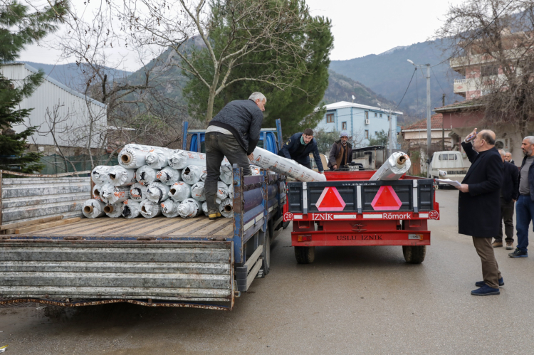 Bursa’da lodos mağduru çiftçilere Büyükşehir’den destek - Bursa Hayat Gazetesi-3