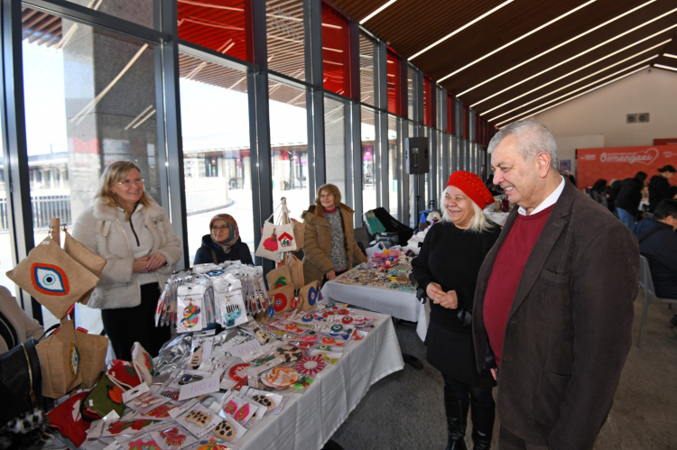 Bursa Osmangazi’de kadın emeği meydana çıktı - Bursa Hayat Gazetesi-2