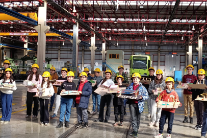 BURULAŞ’tan öğrencilere eğitici ve keyifli yarıyıl programı