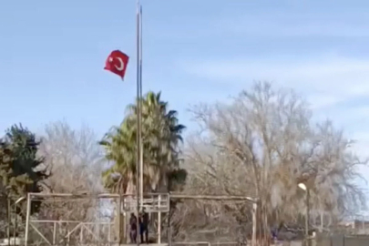 DEM Parti toplantısında gerginlik: Türk askerine ve bayrağa saldırı!