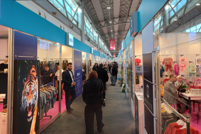 Çocuk modasının kalbi Bursa'da atıyor: Junioshow kapılarını açtı
