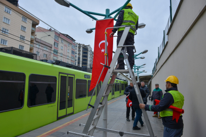 Bursa’da şehrin her noktası Türk bayraklarıyla donatıldı