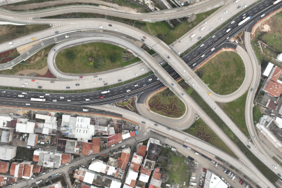 Başkan Bozbey açıkladı: Trafik yoğunluğu 3 yeni kavşakla bitecek!