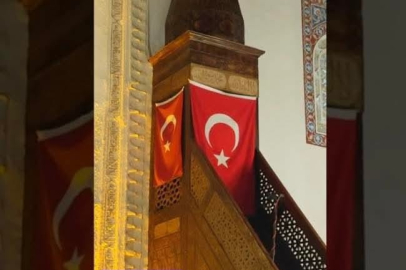 Bursa’da Muradiye Camii İmamı Taşcı’dan bayrak önerisi