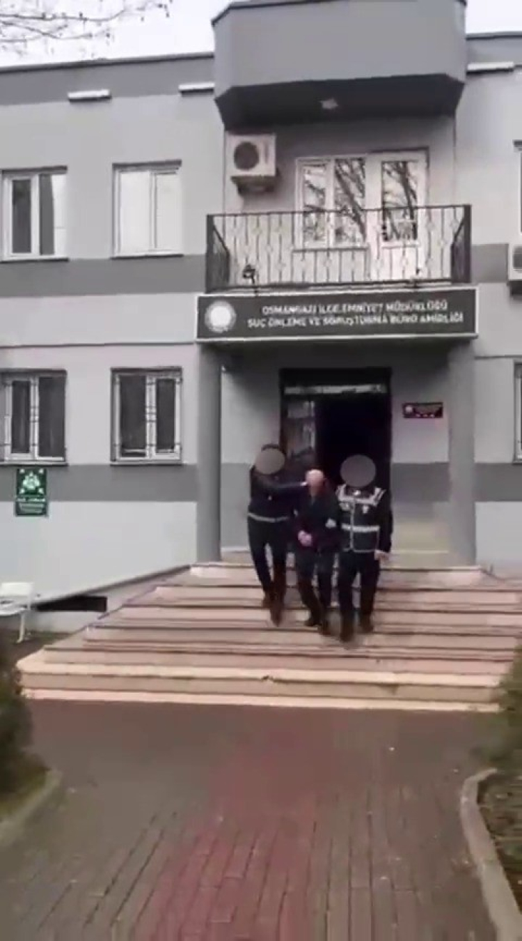 Bursa’da kesinleşmiş hapis cezası bulunan 3 kişi tutuklandı!-Bursa Hayat-2
