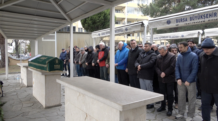 Bursa, yazar Ahmet Turan Alkan’ı uğurladı!-Bursa Hayat-2