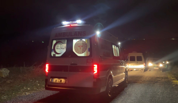 Samsun’da evde patlama: Kaynar suya benzin döken 2 kişi yaralandı!-Bursa Hayat-2