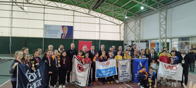 Bursa’da genç tenisçilerin mücadele dolu haftası - Bursa Hayat Gazetesi-2