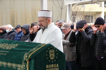Bursa, yazar Ahmet Turan Alkan’ı uğurladı!