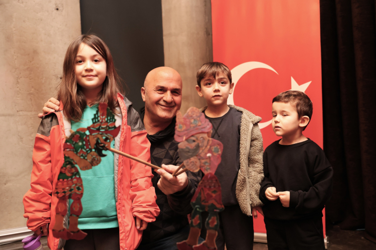 Osmangazi’de çocuklar ara tatilde Karagöz ile eğlendi - Bursa Hayat Gazetesi-4