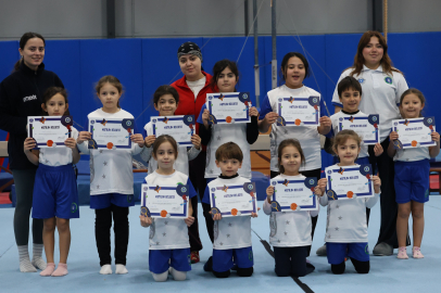 Bursa’da sertifika coşkusu! Kış Spor Okulları’nda dördüncü dönem bitti!