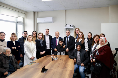 Gemlik’te ihtiyaç sahiplerine ücretsiz işitme cihazı desteği