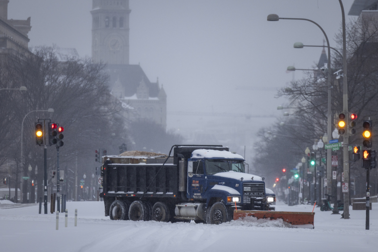 ABD’yi felç eden kar fırtınası: 800 binden fazla ev elektriksiz!-Bursa Hayat-3